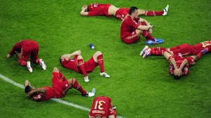 jugadores-Bayern-hundidos-perder-estadio_TINIMA20120520_0001_5